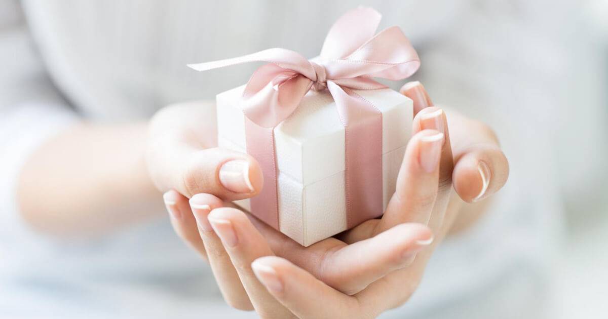 مزایای استفاده از هدیه تبلیغاتی در روز جهانی زن